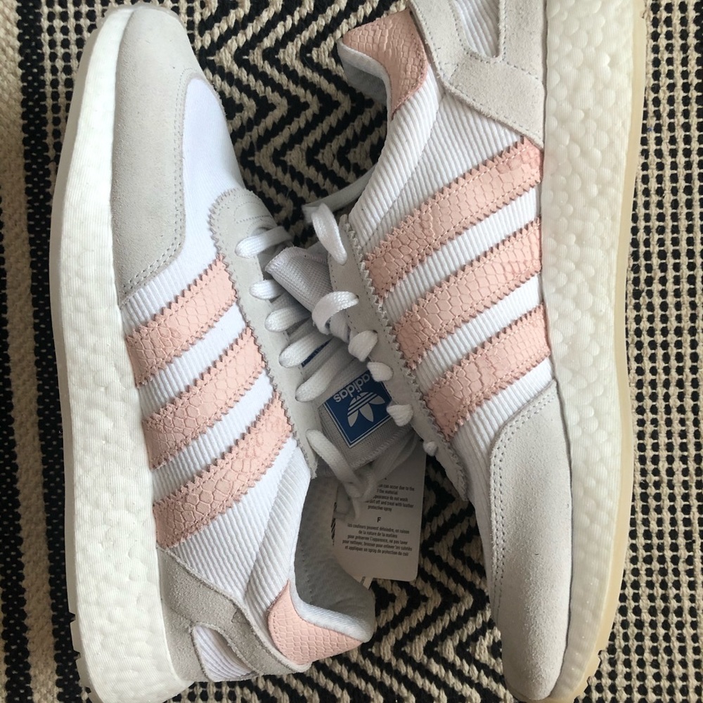 NWOB Adidas Iniki Runners